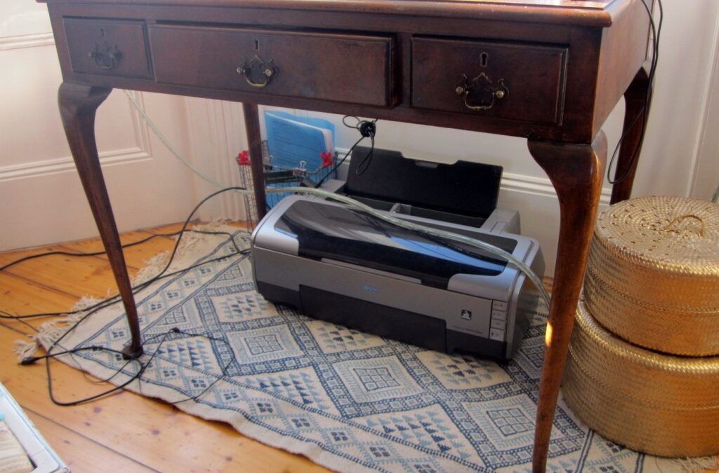 before and after :: the dark brown desk